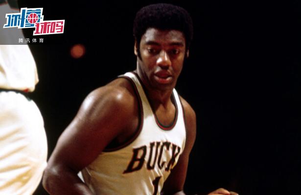 科曼上具有 科曼上具有