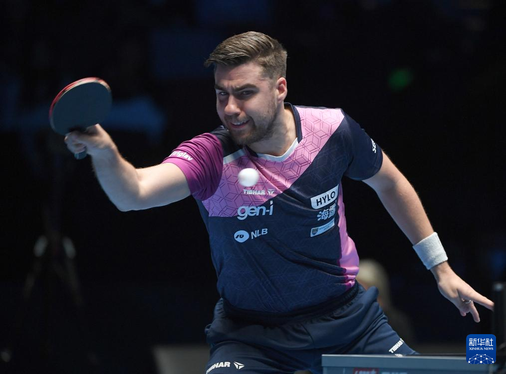 奠定了坚实 奠定了坚实